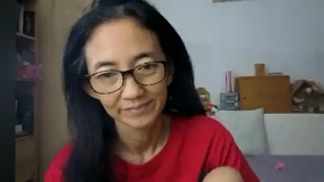 Snapshot of princessD077 chatting on March 8, 2026, 5:17 pm princessD077 online show from March 8, 2026, 5:17 pm