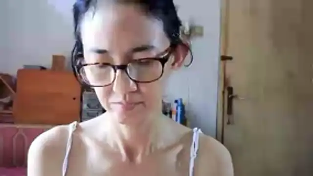 Snapshot of princessD077 chatting on April 18, 2026, 3:43 am princessD077 online show from April 18, 2026, 3:43 am