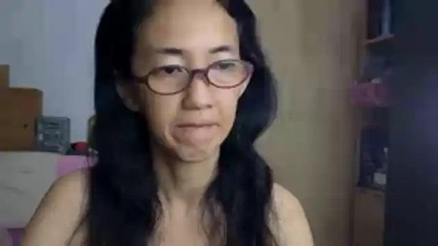 Snapshot of princessD077 chatting on April 25, 2026, 4:15 pm princessD077 online show from April 25, 2026, 4:15 pm