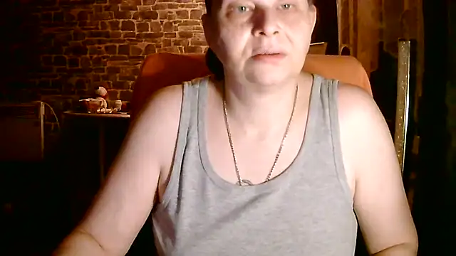 Diamond Bite online show from October 19, 2025, 8:53 pm