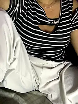 Minibo68 online show from October 24, 2025, 3:52 pm