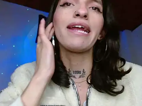 Scarlett crastrawberry online show from April 3, 2026, 2:20 am