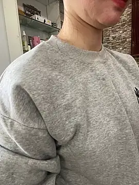 Snapshot of Phale2x chatting on January 13, 2026, 8:19 am Phale2x online show from January 13, 2026, 8:19 am