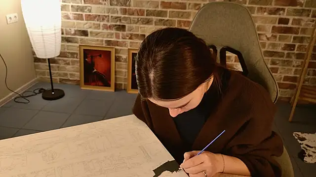 Snapshot of May_Bloom chatting on December 16, 2025, 5:12 am May Bloom online show from December 16, 2025, 5:12 am