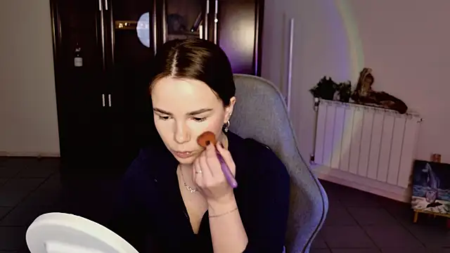 Snapshot of May_Bloom chatting on January 7, 2026, 9:12 am May Bloom online show from January 7, 2026, 9:12 am