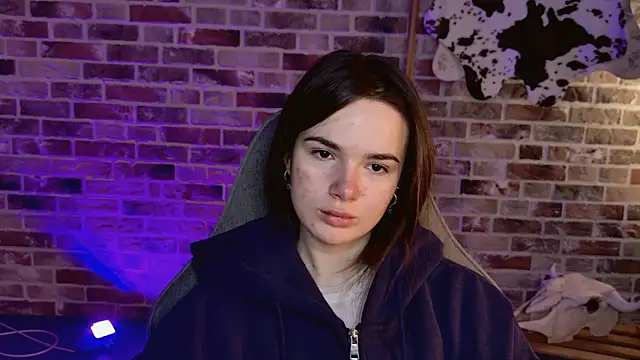 Snapshot of May_Bloom chatting on February 4, 2026, 6:08 am May Bloom online show from February 4, 2026, 6:08 am