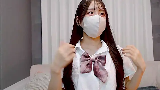 LOVE MIREI LOVE online show from February 7, 2026, 11:03 am