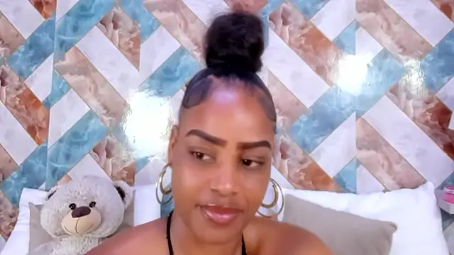 Snapshot of gigi_mane chatting on October 17, 2025, 7:38 pm gigi mane online show from October 17, 2025, 7:38 pm