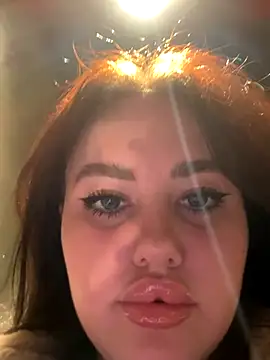 KiraSunshine online show from October 26, 2025, 3:34 am