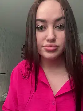 KiraSunshine online show from December 23, 2025, 3:26 am