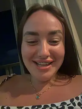 KiraSunshine online show from March 24, 2026, 5:18 pm