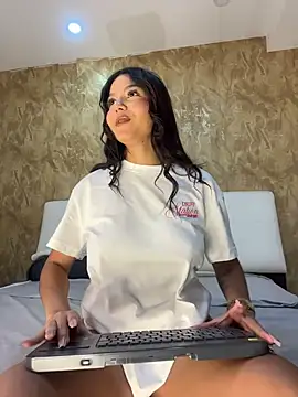 Snapshot of CherrySmirkXXX chatting on May 15, 2026, 1:29 pm CherrySmirkXXX online show from May 15, 2026, 1:29 pm