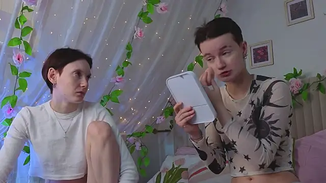 Lil tits girls online show from November 10, 2025, 4:55 am