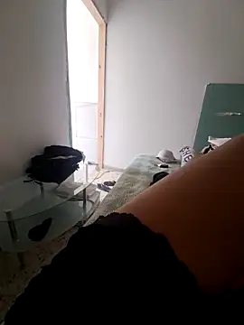 misskelly77 online show from October 28, 2025, 9:02 am