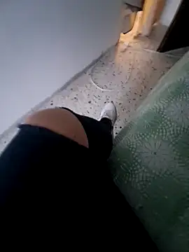 misskelly77 online show from November 13, 2025, 6:23 am