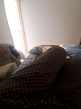 misskelly77 online show from November 15, 2025, 8:00 am