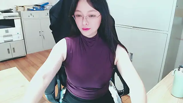 OL-Bai-Jie online show from May 25, 2026, 1:44 am