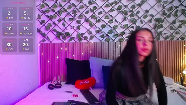 Snapshot of Lunaa_07 chatting on May 28, 2026, 5:16 am Lunaa 07 online show from May 28, 2026, 5:16 am