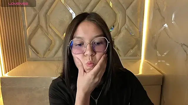 jenna tx online show from November 5, 2025, 3:06 am