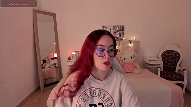 Amaraa couper1 online show from November 28, 2025, 3:42 am