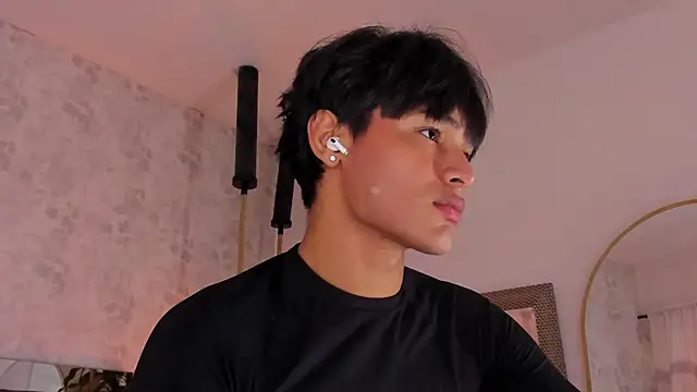 Snapshot of david_lux chatting on October 25, 2025, 12:45 pm david lux online show from October 25, 2025, 12:45 pm