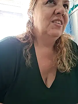 Snapshot of JennyInVegas chatting on April 18, 2026, 5:17 pm JennyInVegas online show from April 18, 2026, 5:17 pm