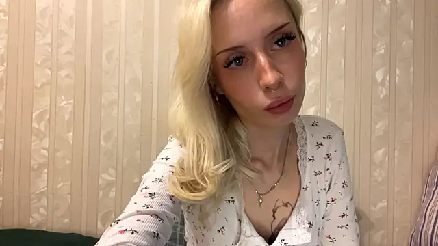 Twist drip blonde online show from October 27, 2025, 2:21 pm