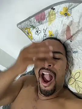 casalbrhot25 online show from November 20, 2025, 5:07 am