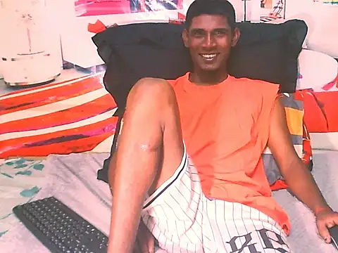 Snapshot of IndianThuggin chatting on November 29, 2025, 8:39 am IndianThuggin online show from November 29, 2025, 8:39 am