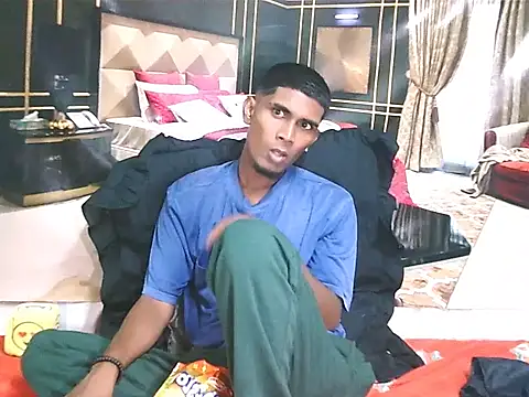 Snapshot of IndianThuggin chatting on May 15, 2026, 12:39 am IndianThuggin online show from May 15, 2026, 12:39 am
