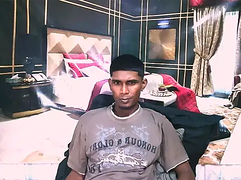 Snapshot of IndianThuggin chatting on May 17, 2026, 11:34 pm IndianThuggin online show from May 17, 2026, 11:34 pm