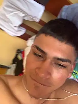 Emiliano Reyes online show from November 26, 2025, 7:26 pm