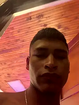 Emiliano Reyes online show from November 27, 2025, 7:43 am