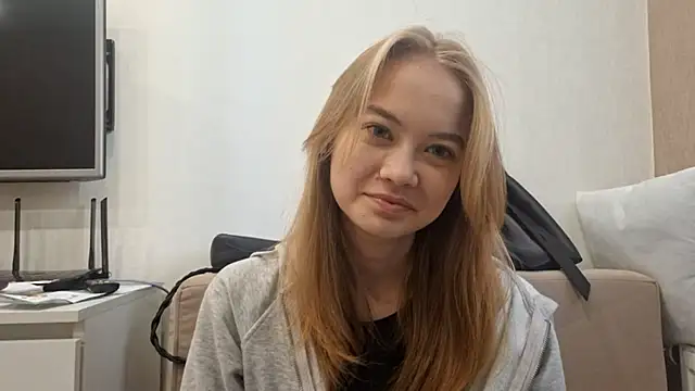 A LISS A online show from November 3, 2025, 9:43 am