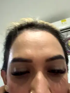 Snapshot of KIMBERLYPULIDO chatting on November 13, 2025, 9:25 pm KIMBERLYPULIDO online show from November 13, 2025, 9:25 pm