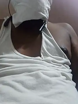 rahulsexyb online show from October 18, 2025, 1:45 pm