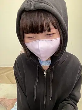 Reina cute 00  online show from March 1, 2026, 6:37 am