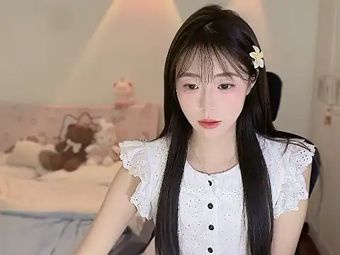 Snapshot of Onecutelittle chatting on October 23, 2025, 1:21 pm Onecutelittle online show from October 23, 2025, 1:21 pm