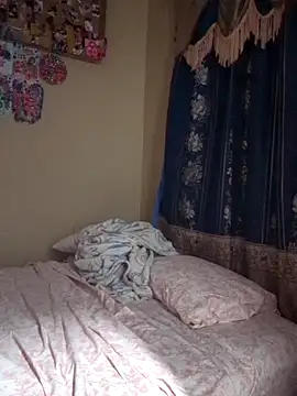 Snapshot of chocolatestrawberrydips chatting on April 13, 2026, 5:46 am chocolatestrawberrydips online show from April 13, 2026, 5:46 am