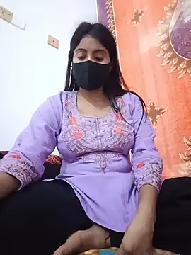 Snapshot of Hot_Angle chatting on May 19, 2026, 11:49 am Hot Angle online show from May 19, 2026, 11:49 am