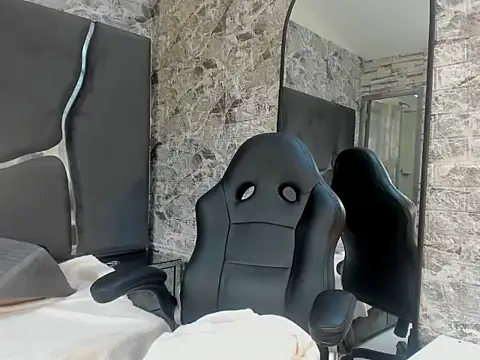 Lisa Dunt online show from October 29, 2025, 7:48 pm