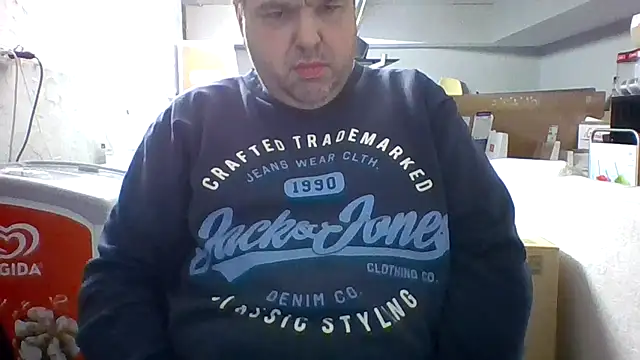 stefistefi8097 online show from February 15, 2026, 2:14 pm