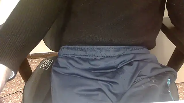 Snapshot of topg84 chatting on February 10, 2026, 4:55 pm topg84 online show from February 10, 2026, 4:55 pm