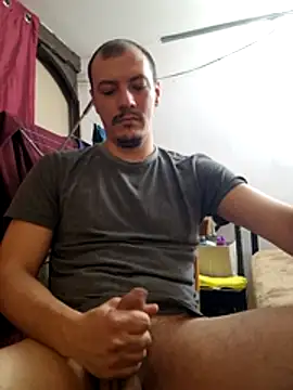 bbyxklaus online show from November 28, 2025, 11:29 pm