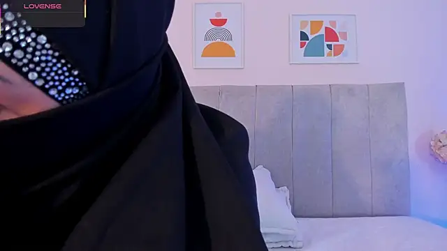 fatiima  online show from March 31, 2026, 7:03 pm