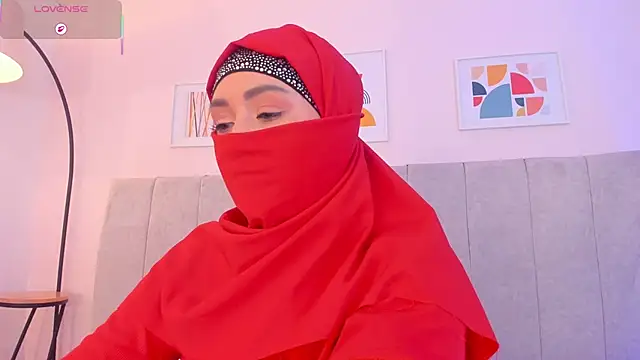 fatiima  online show from April 7, 2026, 7:14 pm