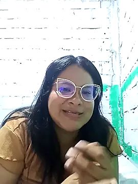 Snapshot of celeste122595 chatting on May 14, 2026, 2:46 pm celeste122595 online show from May 14, 2026, 2:46 pm