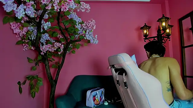 ArohomLester online show from February 28, 2026, 6:53 pm