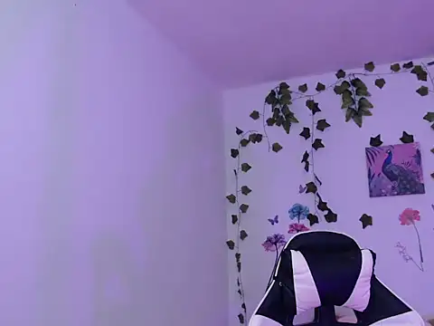 Snapshot of Babenik_666 chatting on October 30, 2025, 4:25 am Babenik 666 online show from October 30, 2025, 4:25 am