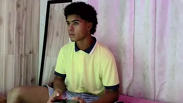 Pasion morena online show from November 18, 2025, 1:11 am